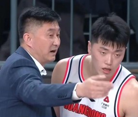 kaiyun-广东男篮兵败，锋线大将被批不配合同，萨林杰引众怒徐杰状态堪忧